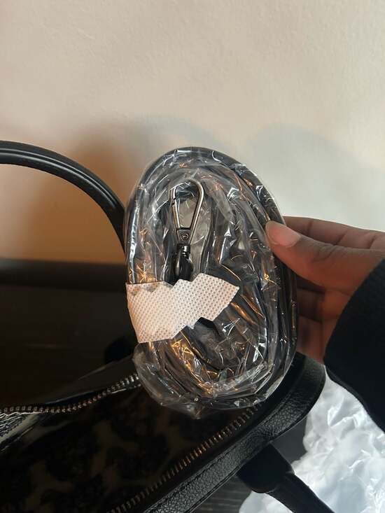 NWT Ed Hardy Love Kills Slowly Black Skull Print Satchel Bag with Heart Charm - Picture 5 of 5